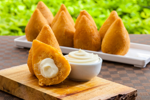 Coxinha com Requeijão