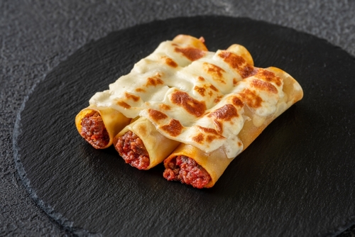 Canelone com massa de pastel ou de lasanha? 4 formas de preparar o prato