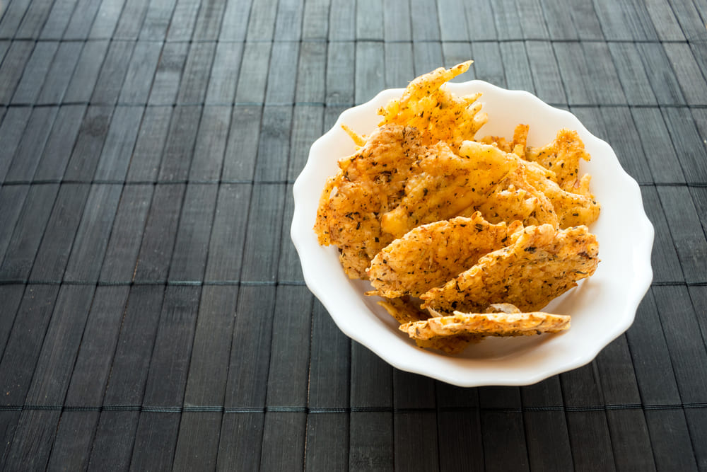 Snack de parmesão para acompanhar tábua de frios e outros pratos