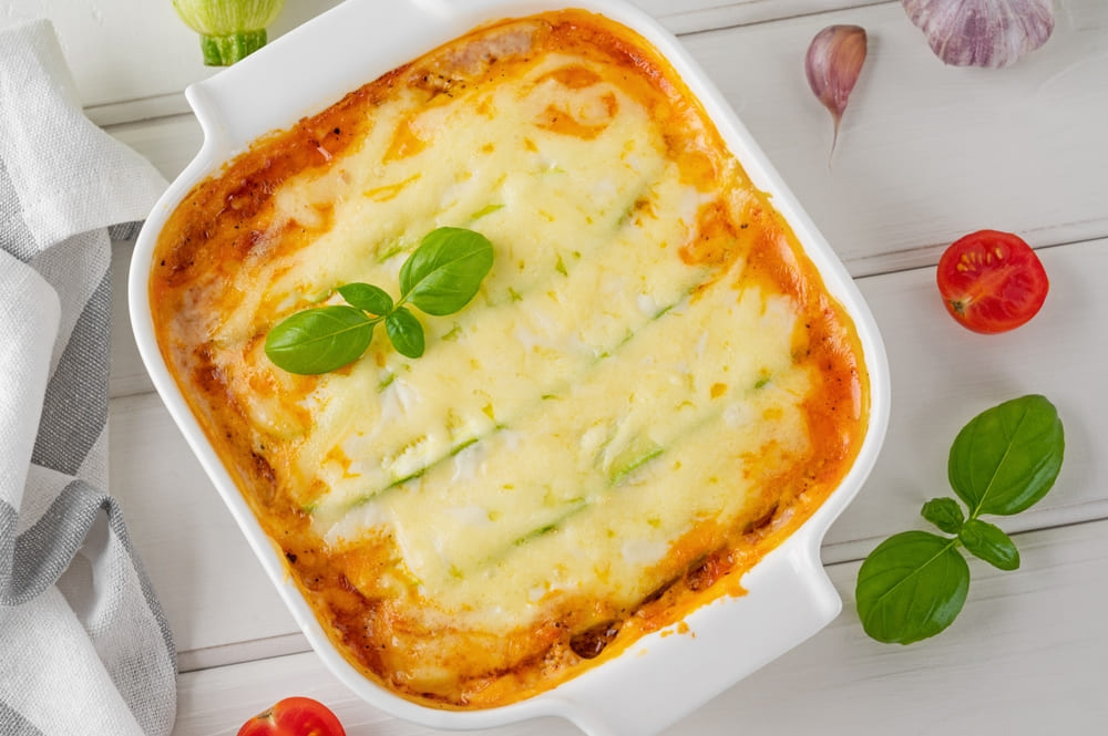 Lasanha low carb sem perder o sabor: truques para não deixar a abobrinha ‘aguada’