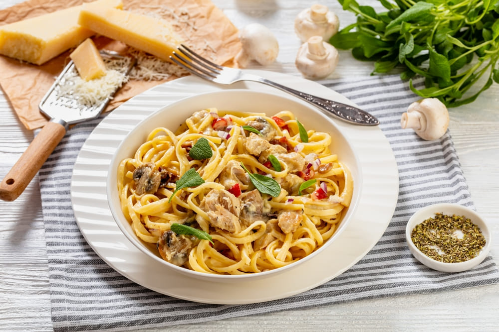 O que combina bem com linguine?