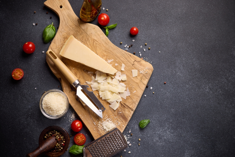 Queijo curado x queijo fresco: qual a diferença e como escolher?