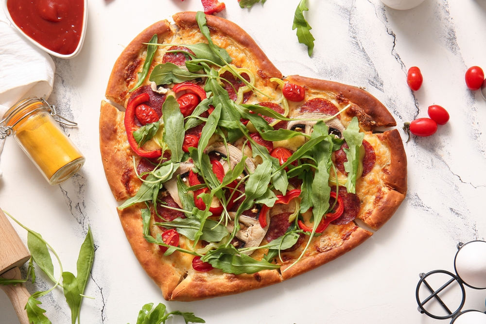 Pizzas do mundo: como cada país onde ela é popular reinventou essa receita